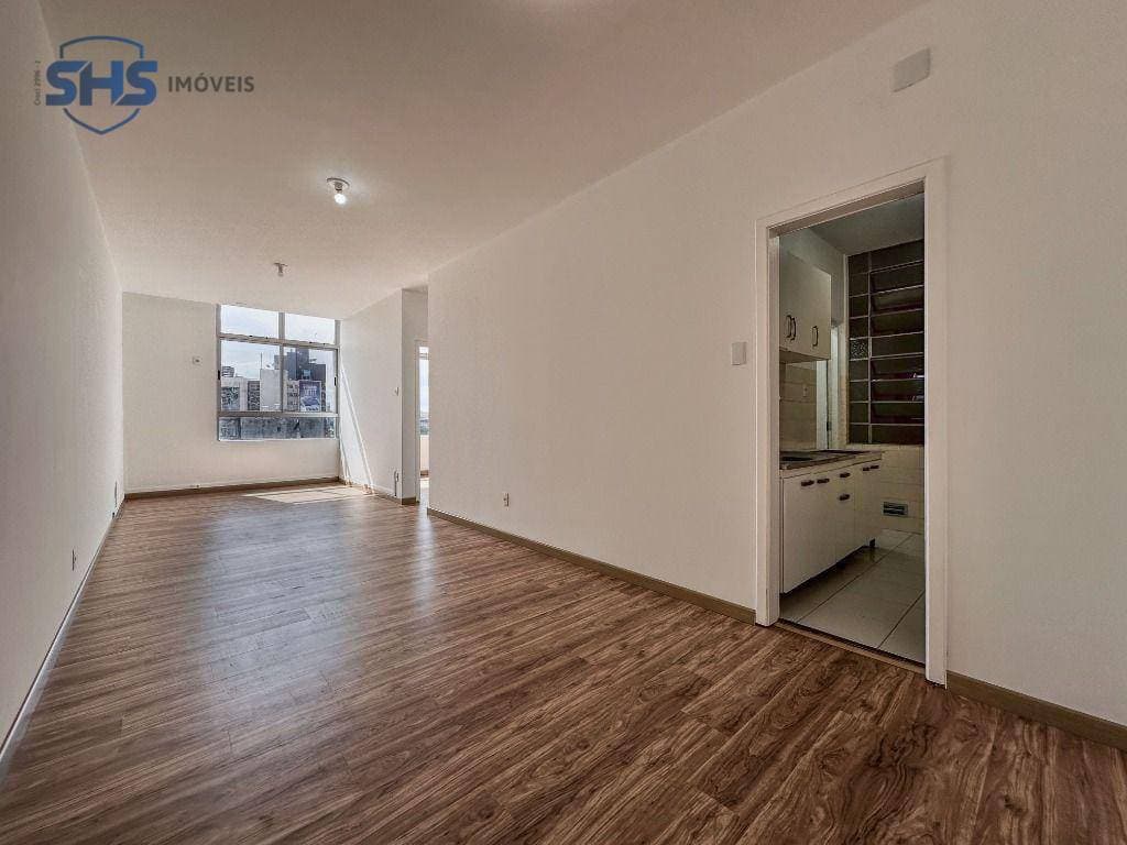 Apartamento com 2 dormitórios para alugar, 70 m por R$ 2.630,00/mês - Centro - Blumenau/SC