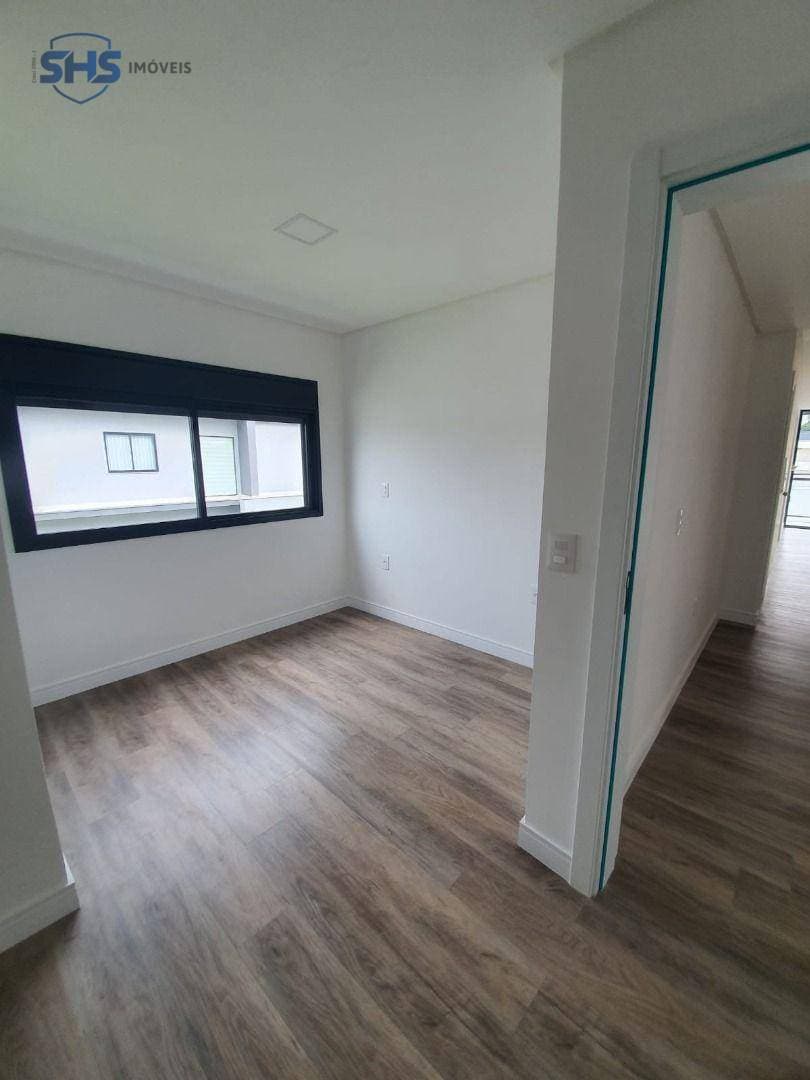 Casa com 5 dormitórios à venda, 222 m por R$ 2.600.000,00 - Centro - Balneário Piçarras/SC