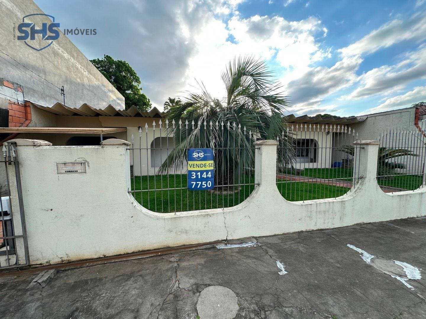 Casa com 3 dormitórios à venda, 226 m por R$ 750.000,00 - Água Verde - Blumenau/SC - foto 1