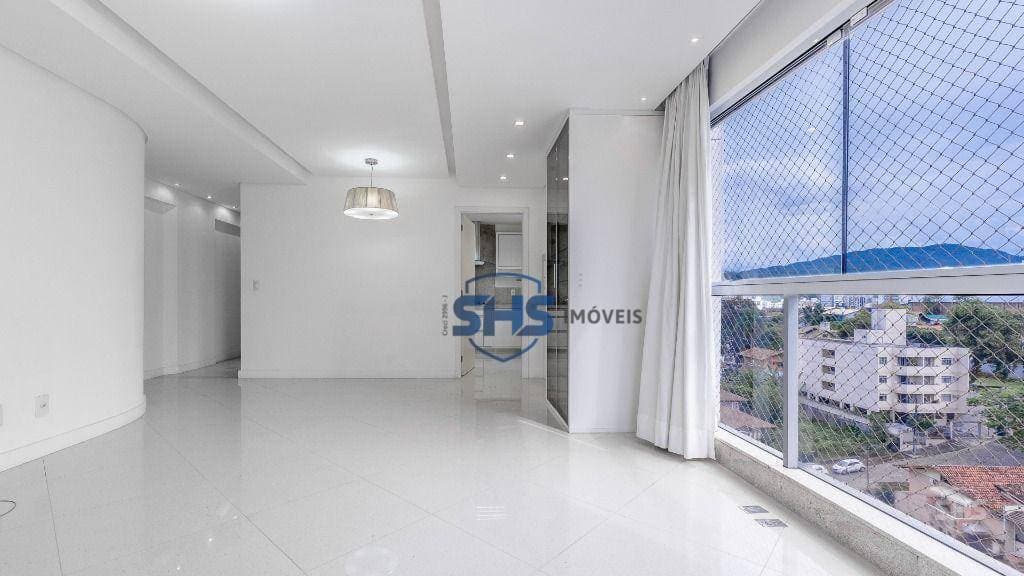 Apartamento com 3 dormitórios para alugar, 138 m por R$ 6.300,00/mês - Vila Nova - Blumenau/SC