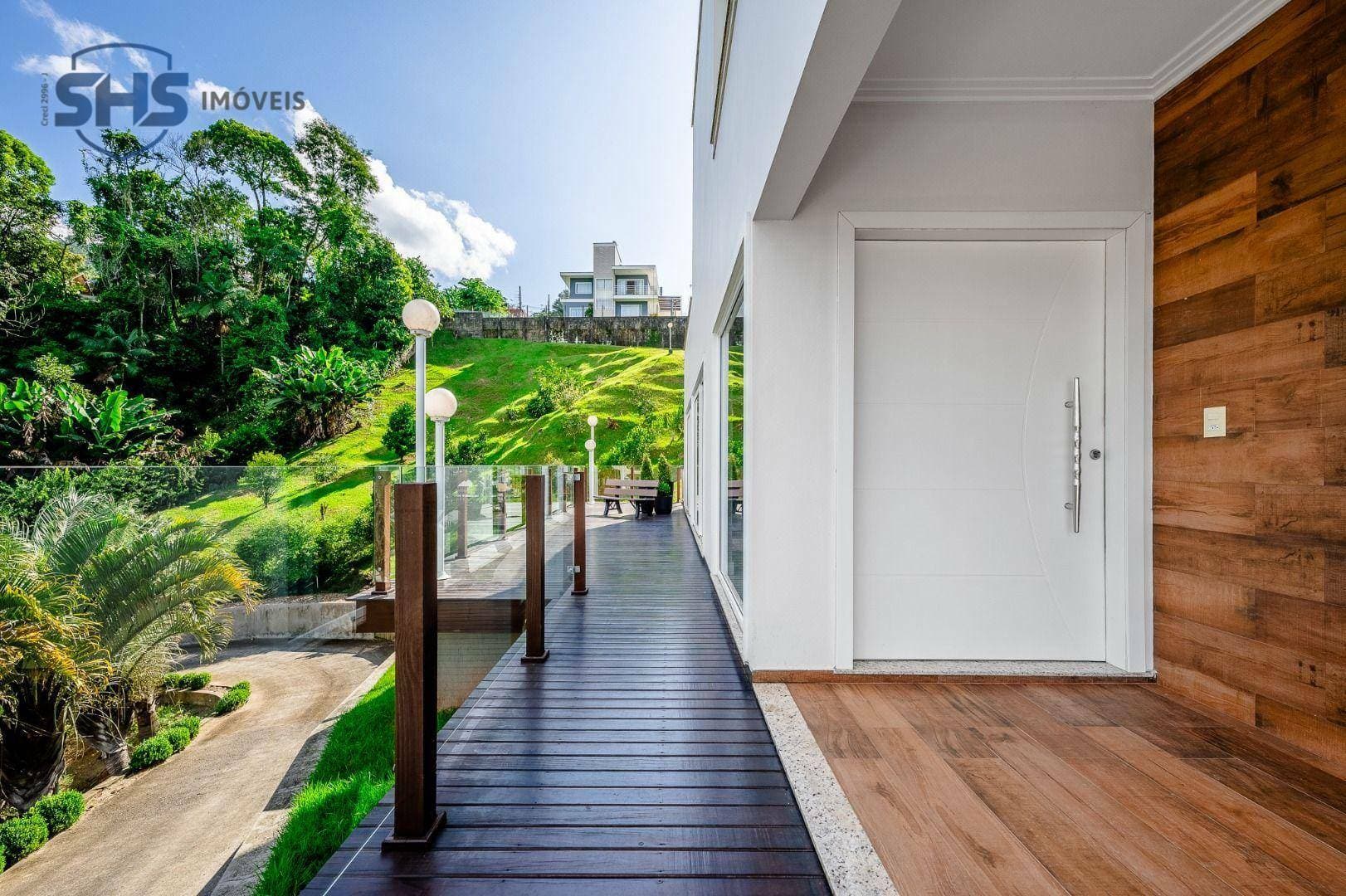 Casa com 4 dormitórios à venda, 312 m por R$ 3.390.000,00 - Centro - Pomerode/SC