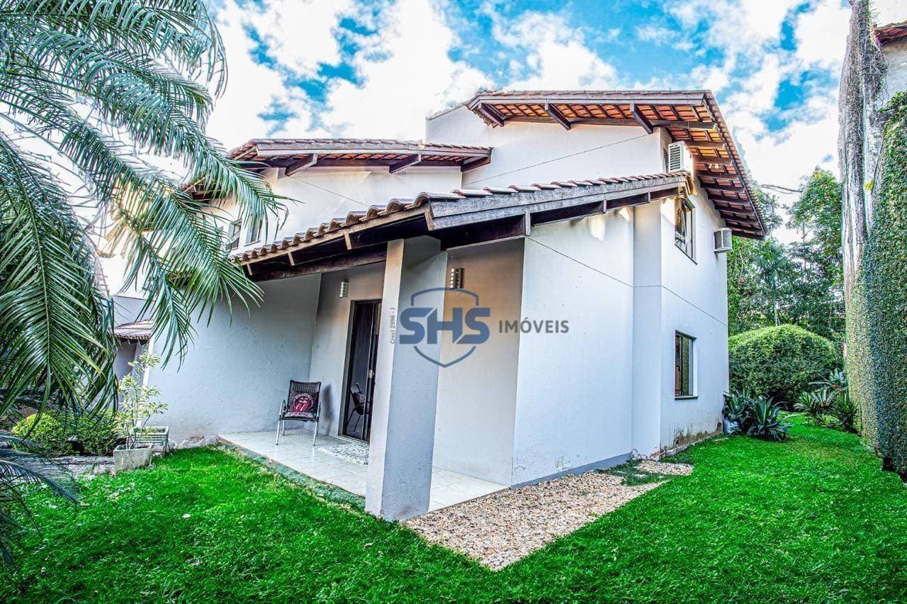Casa com 3 dormitórios à venda, 200 m por R$ 1.400.000,00 - Velha - Blumenau/SC
