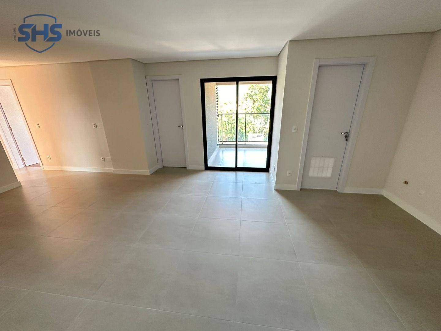 Apartamento à venda, 81 m por R$ 650.000,00 - Velha - Blumenau/SC