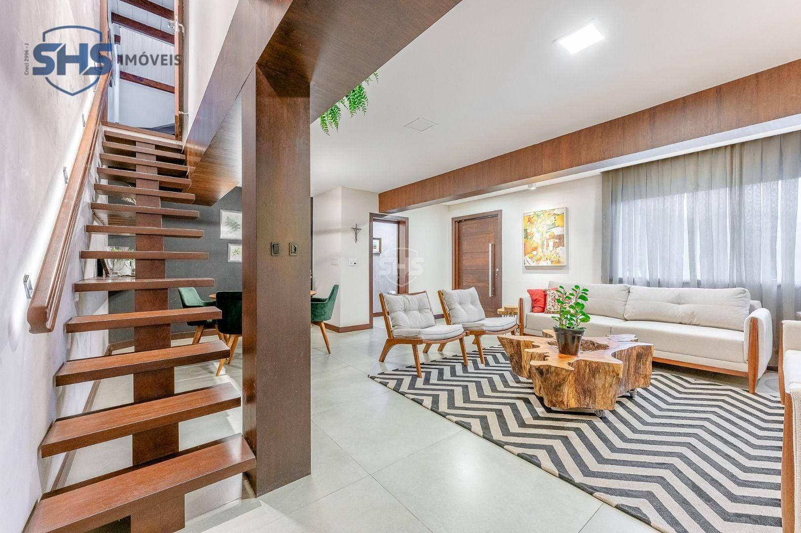 Casa com 2 suítes à venda, 412 m por R$ 1.700.000 - Garcia - Blumenau/SC - foto 1