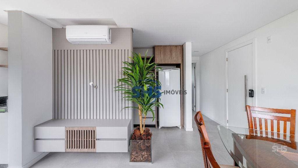Apartamento com 1 dormitório para alugar, 54 m por R$ 3.740,00/mês - Velha - Blumenau/SC