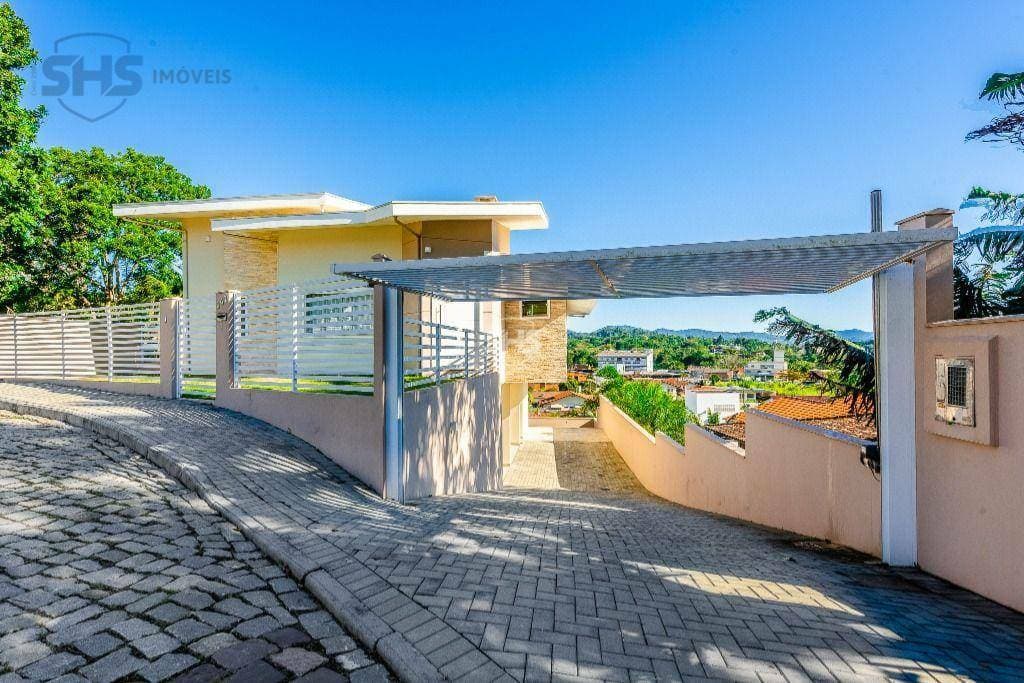 Casa com 3 dormitórios à venda, 320 m por R$ 1.600.000,00 - Itoupava Norte - Blumenau/SC