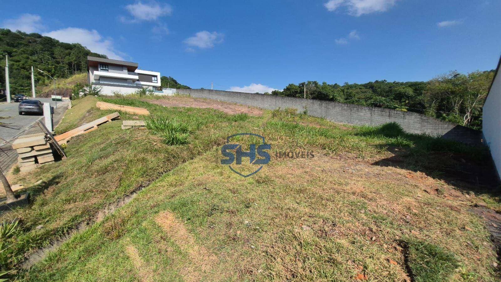 Excelente terreno em condomínio fechado de alto padrão. - foto 1