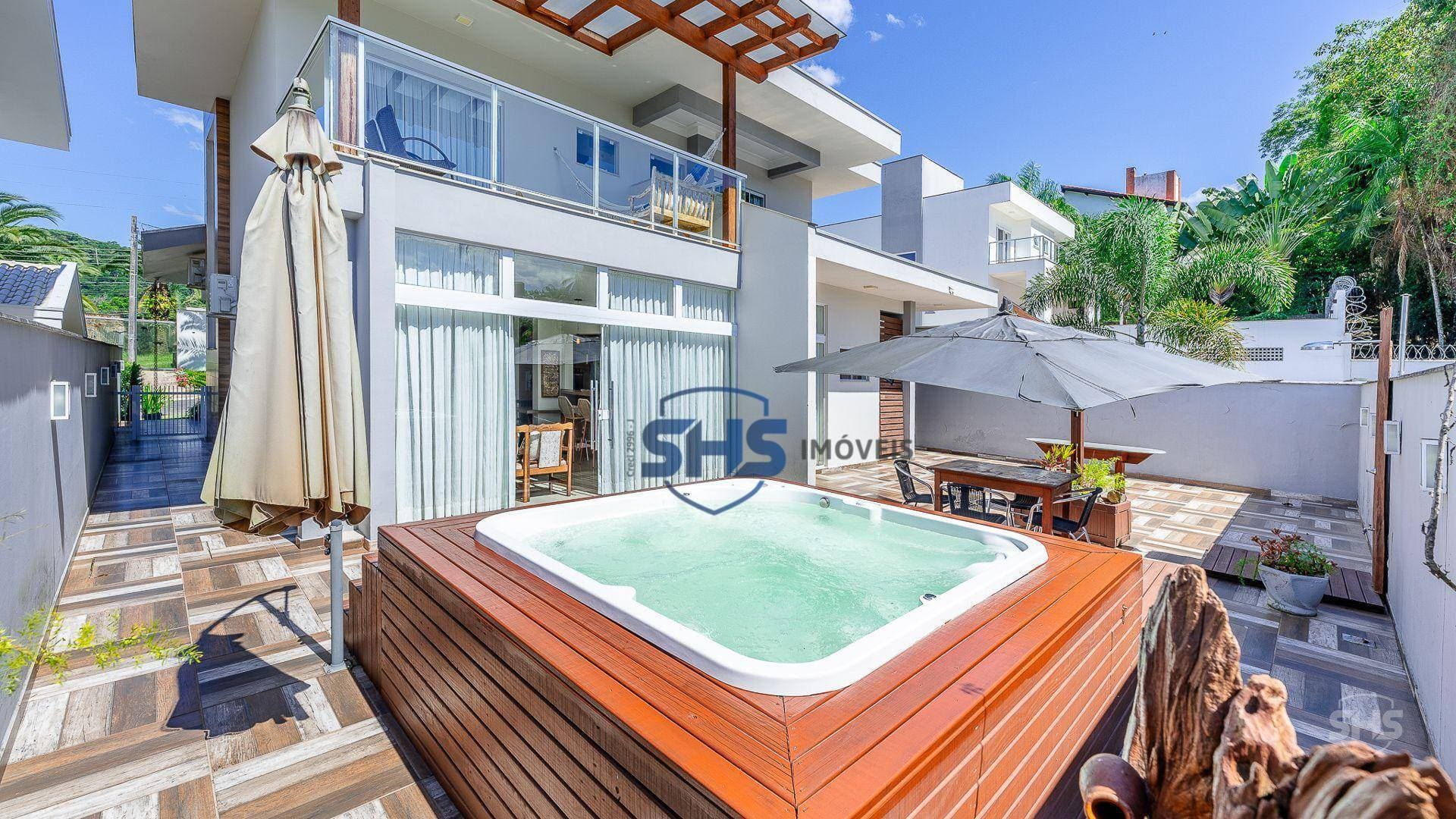 Casa à venda, 315 m por R$ 2.600.000,00 - Itoupava Central - Blumenau/SC - foto 1