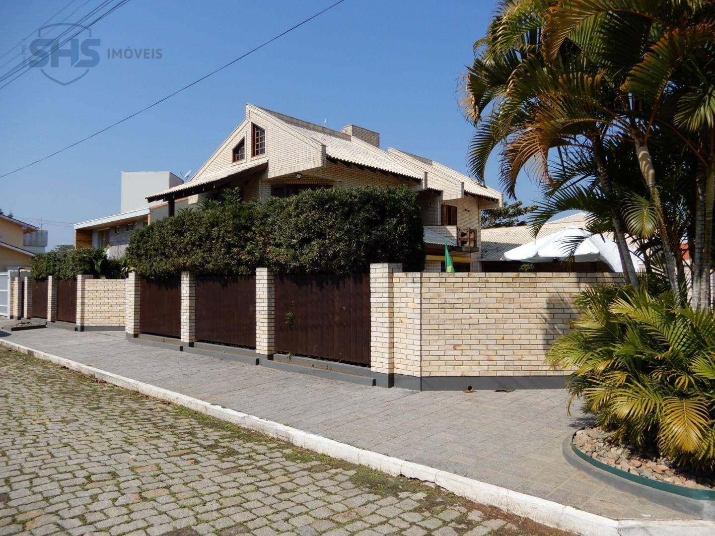 Casa à venda, 274 m por R$ 4.000.000,00 - Armação - Penha/SC