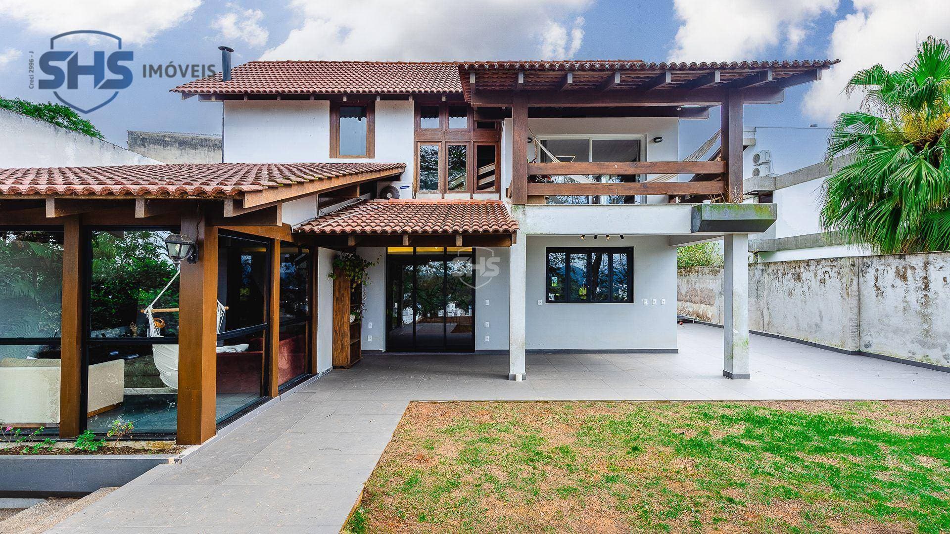 Casa com 3 dormitórios à venda, 248 m por R$ 2.200.000,00 - Vila Nova - Blumenau/SC - foto 1