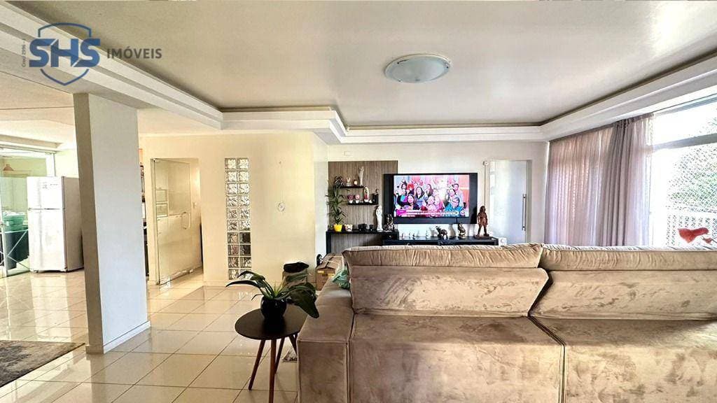 Casa com 4 dormitórios à venda, 355 m por R$ 1.800.000,00 - Centro (Blumenau) - Blumenau/SC