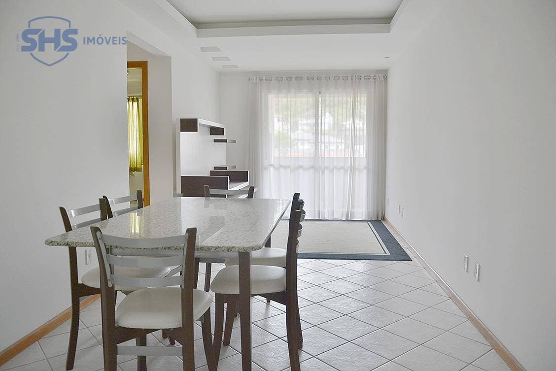 Apartamento com 2 dormitórios para alugar, 70 m por R$ 2.942,00/mês - Vila Nova - Blumenau/SC