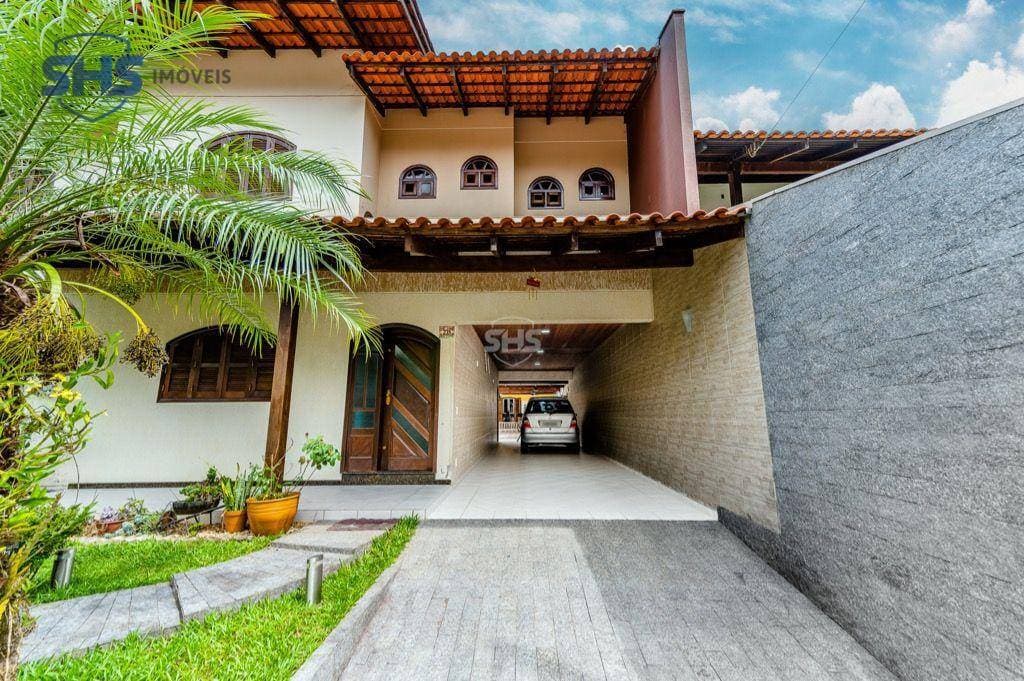 Casa com 4 Suites à venda, 399 m por R$ 1.100.000 - Itoupava Central - Blumenau/SC
