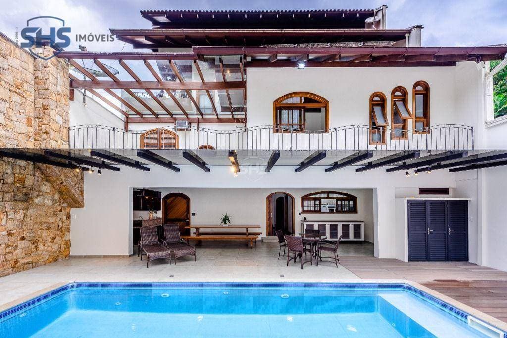 Casa à venda, 650 m por R$ 1.500.000,00 - Valparaíso - Blumenau/SC