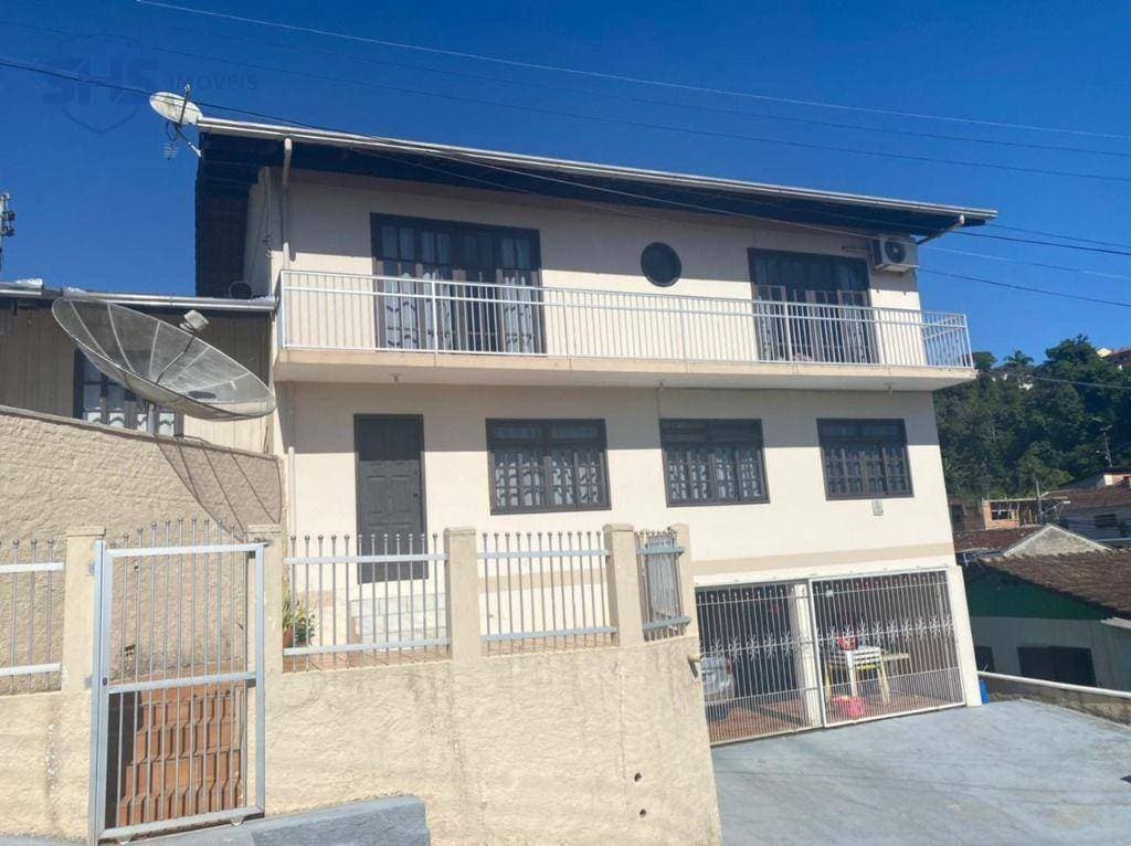 Casa com 4 dormitórios à venda, 250 m por R$ 990.000,00 - Tribess - Blumenau/SC