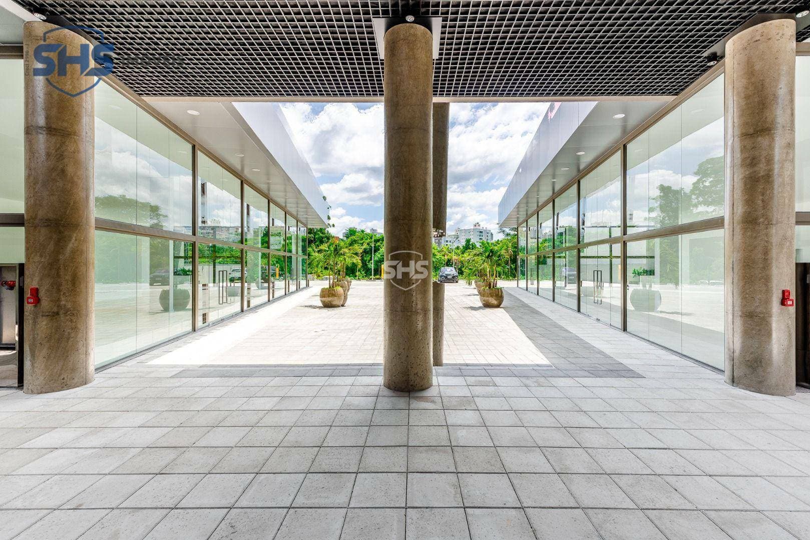 Espaço disponível para quiosque, ideal para dar visibilidade ao seu negócio e atra, ideal para dar visibilidade ao seu negócio e atrair mais clientes.