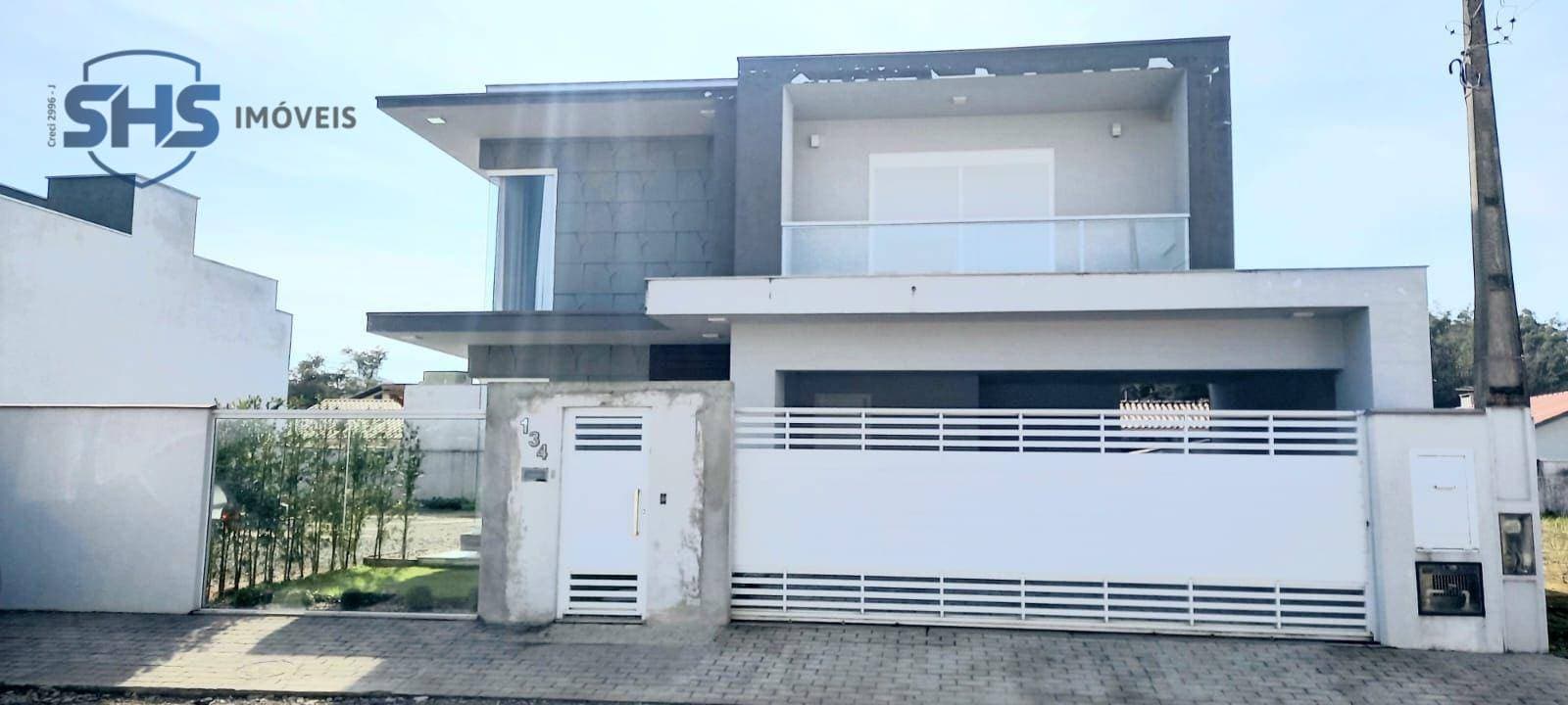 Casa com 4 dormitórios à venda, 386 m por R$ 2.400.000,00 - Centro - Balneário Piçarras/SC