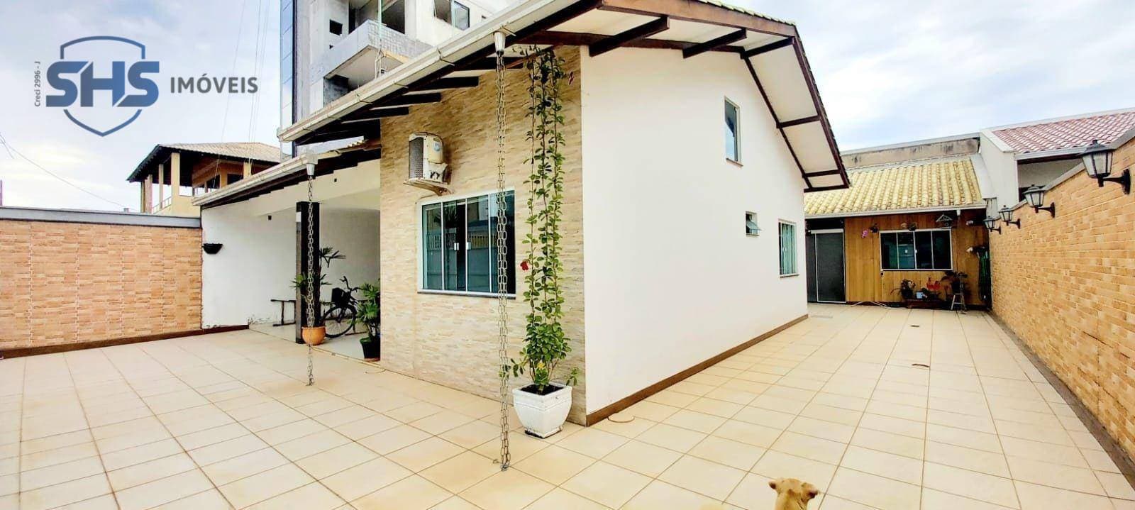 Casa com 3 dormitórios à venda, 138 m por R$ 1.500.000,00 - Itacolomi - Balneário Piçarras/SC