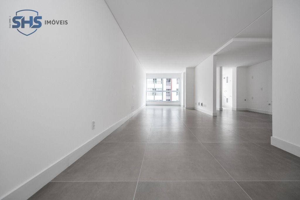 Apartamento com 3 dormitórios à venda, 106 m por R$ 996.200,00 - Centro - Blumenau/SC