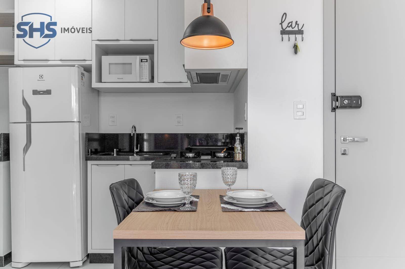 Apartamento com 1 dormitório para alugar, 35 m por R$ 3.480,00/mês - Victor Konder - Blumenau/SC