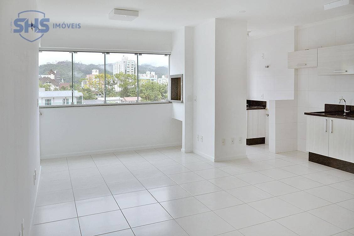 Apartamento com 2 dormitórios para alugar, 70 m por R$ 2.750,00/mês - Vila Nova - Blumenau/SC
