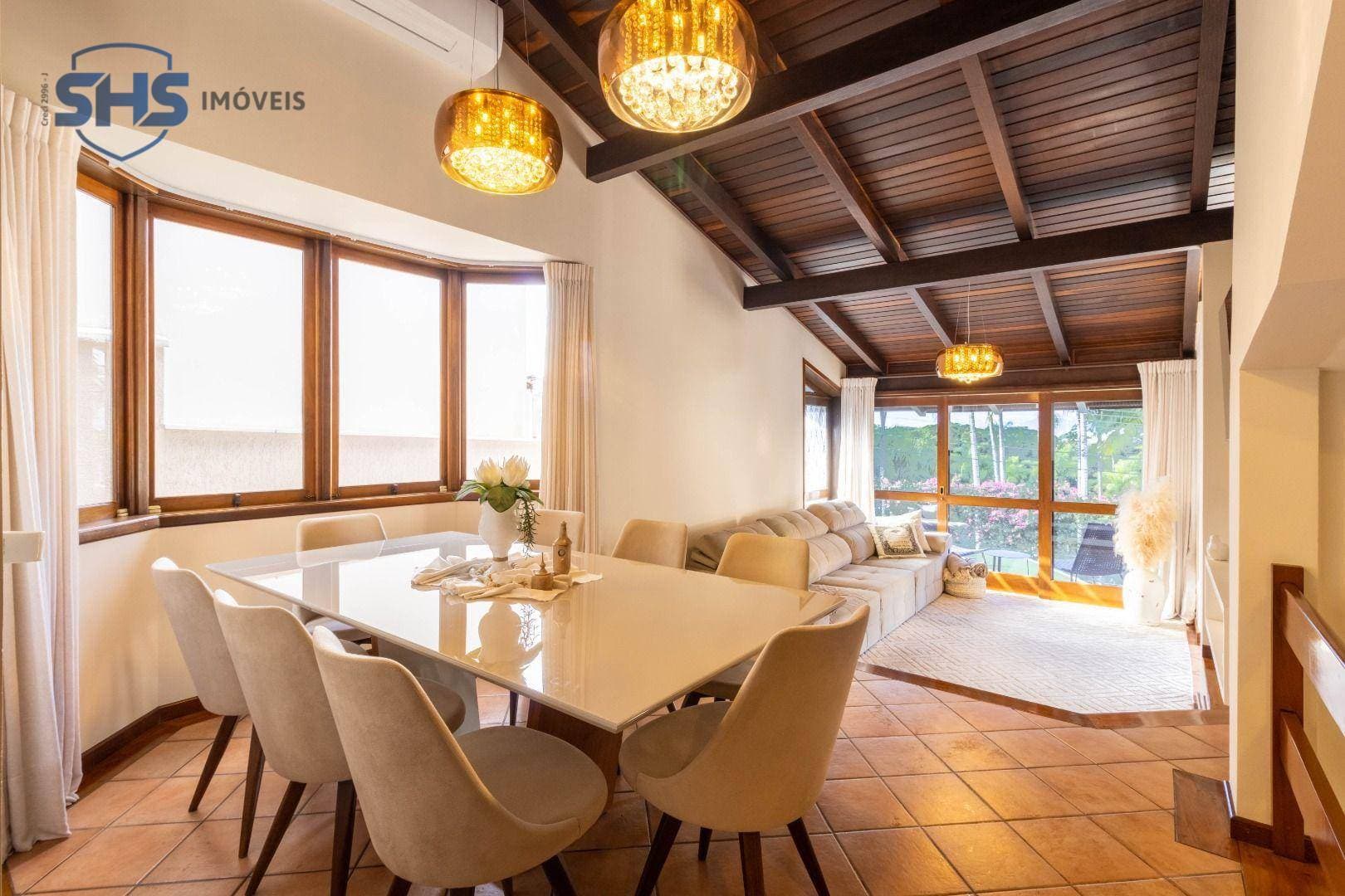 Casa com 4 dormitórios à venda, 266 m por R$ 2.500.000,00 - Velha - Blumenau/SC