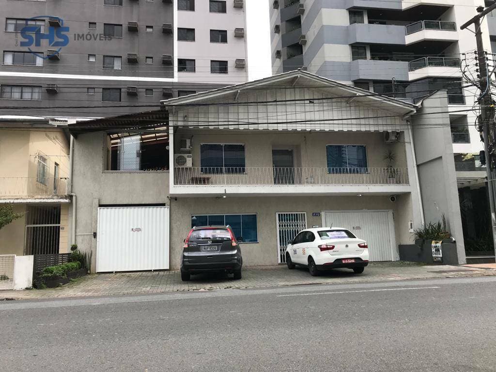 Casa com 3 dormitórios à venda, 300 m por R$ 1.370.000,00 - Ponta Aguda - Blumenau/SC