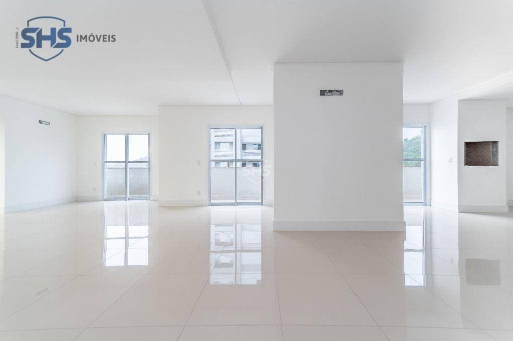 Apartamento com 3 dormitórios à venda, 222 m por R$ 2.361.000,00 - Vila Nova - Blumenau/SC