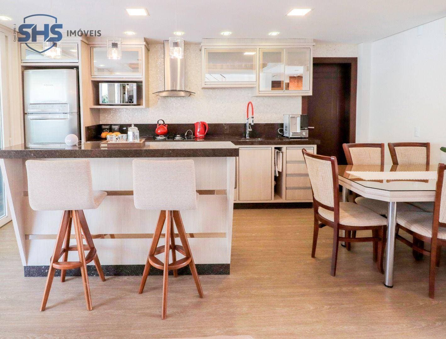 Casa com 4 dormitórios à venda, 298 m por R$ 3.590.000,00 - Centro - Balneário Piçarras/SC