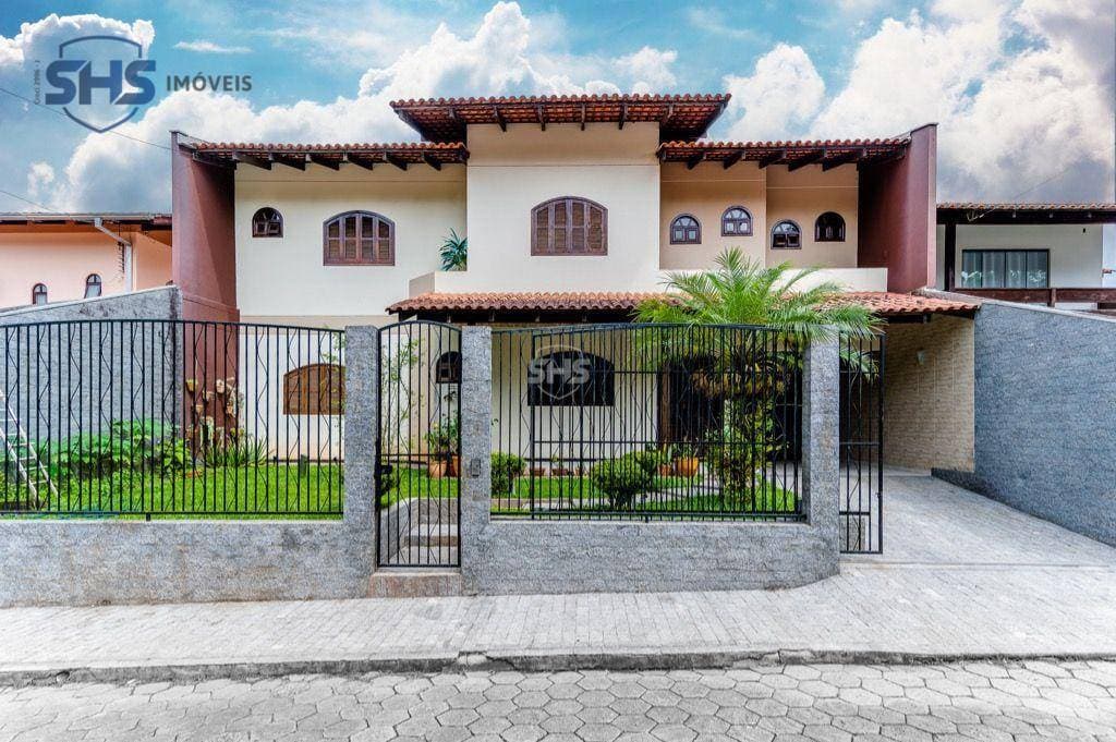 Casa com 4 Suites à venda, 399 m por R$ 1.100.000 - Itoupava Central - Blumenau/SC - foto 1