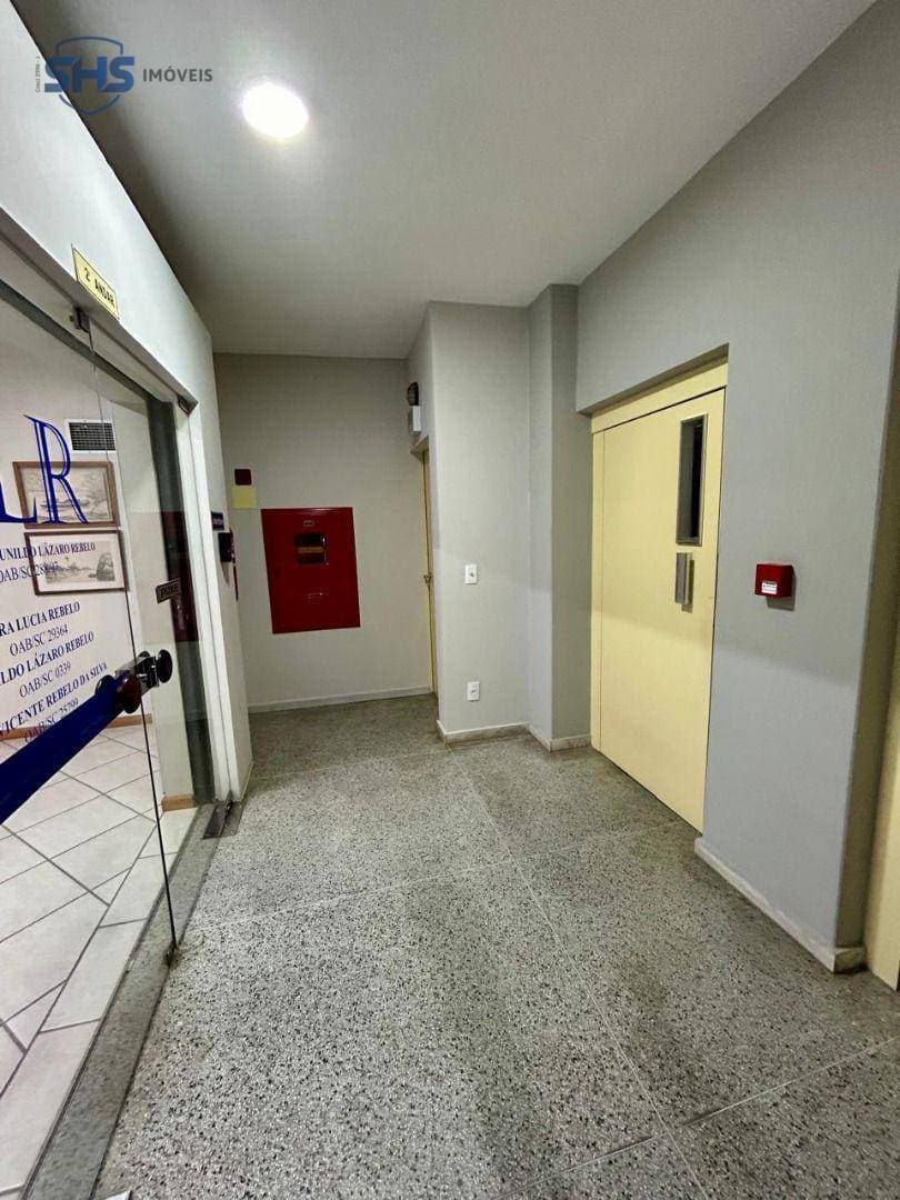 Sala, 213 m - venda por R$ 1.100.000,00 ou aluguel por R$ 10.155,83/mês - Centro (Blumenau) - Blumenau/SC
