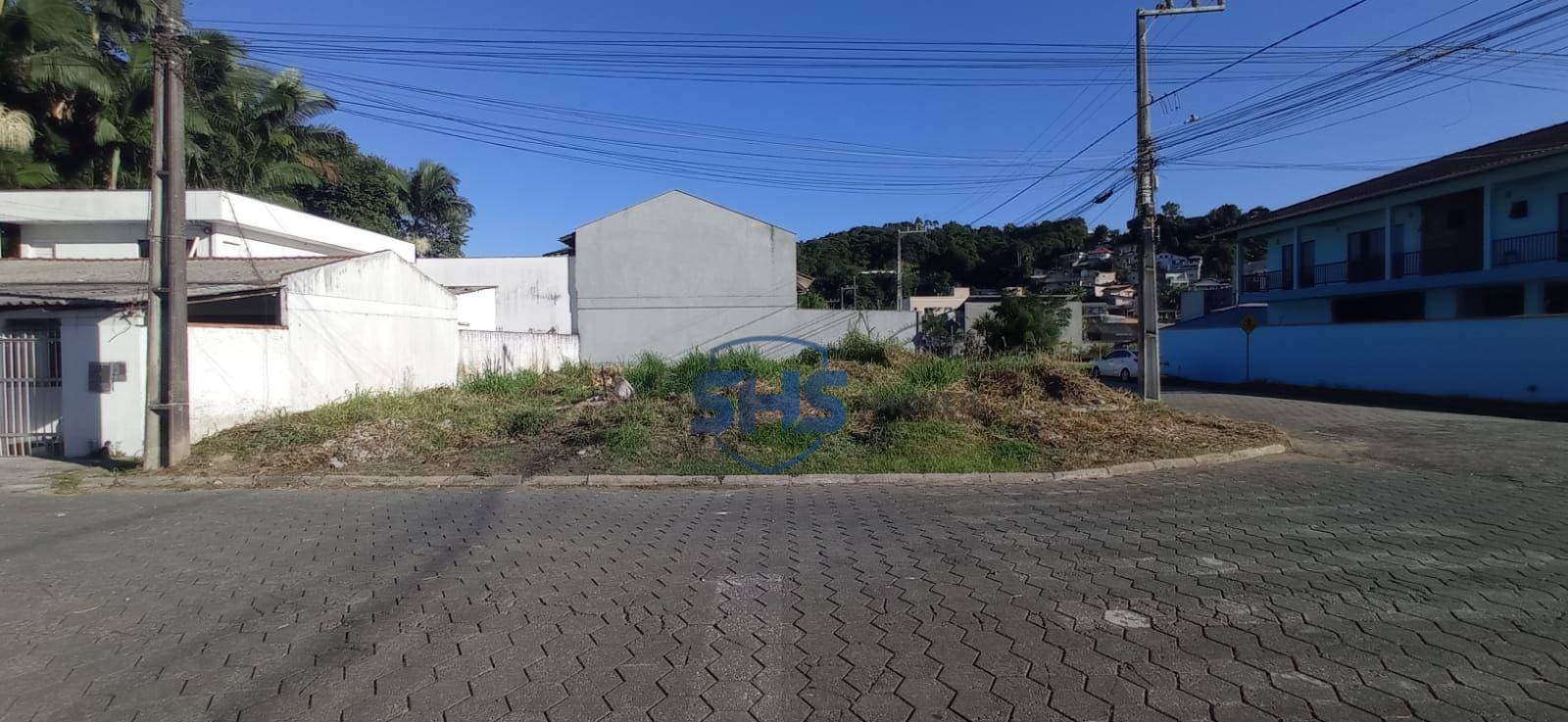 Terreno de Esquina Plano no Bairro Bela Vista em Gaspar