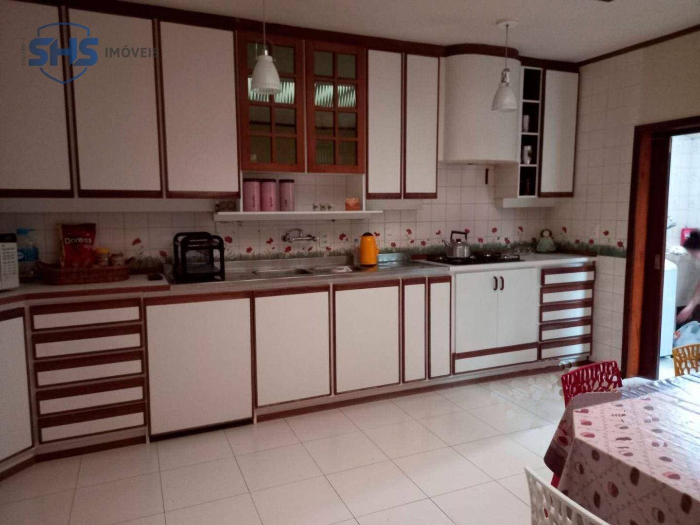 Casa com 3 dormitórios para alugar com 241 m - Velha - Blumenau/SC
