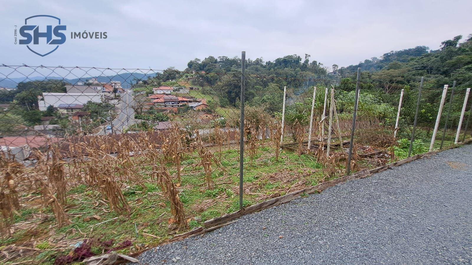 Terreno com 532m2 a venda no bairro Agua Verde