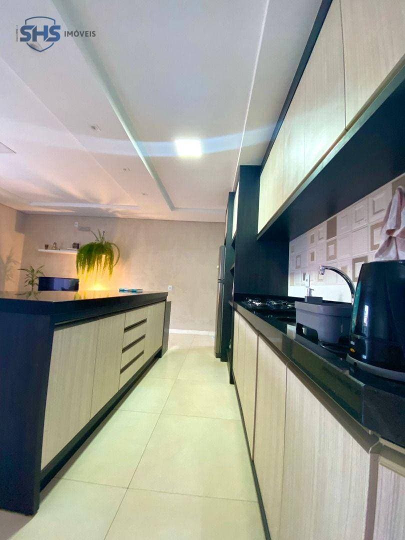 Apartamento com 2 dormitórios à venda, 72 m por R$ 720.800,00 - Itacolomi - Balneário Piçarras/SC