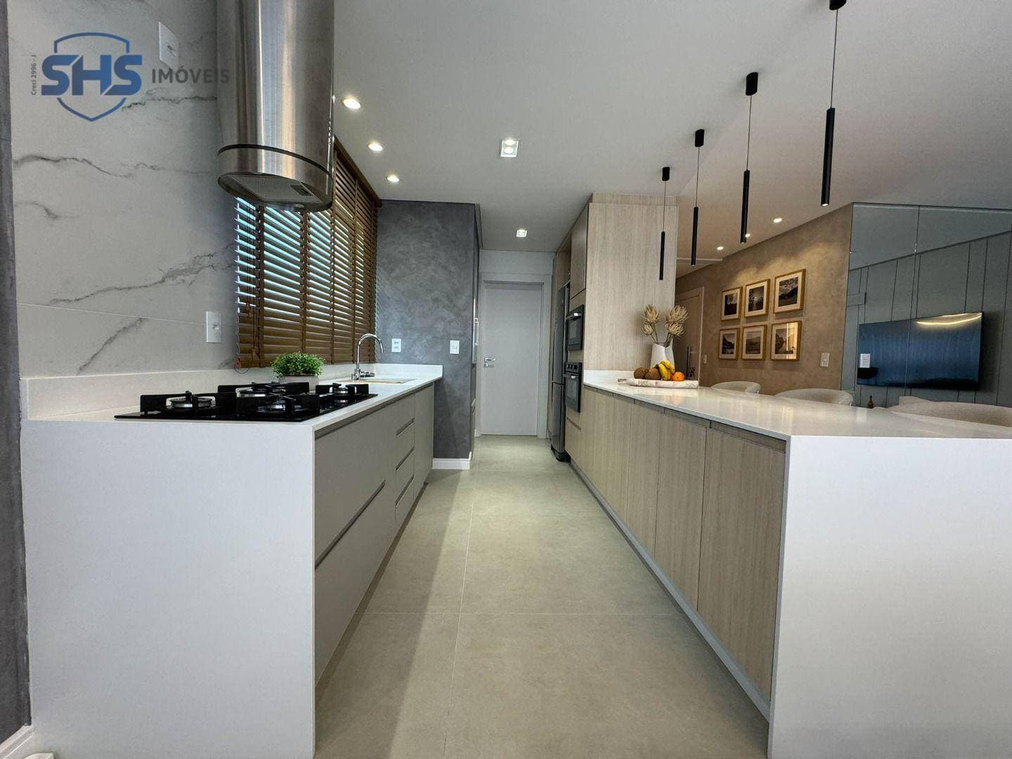 Apartamento à venda, 134 m por R$ 2.690.000,00 - Centro - Balneário Piçarras/SC