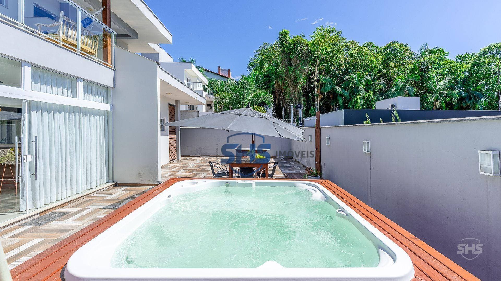 Casa à venda, 315 m por R$ 2.600.000,00 - Itoupava Central - Blumenau/SC