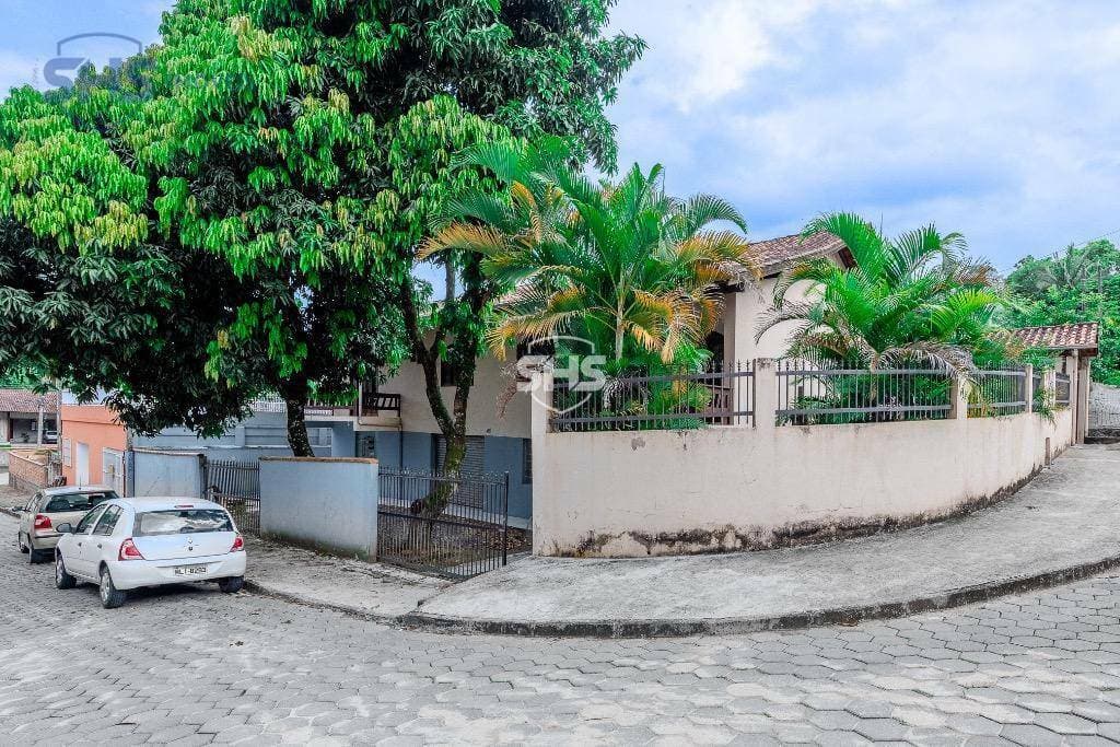 Casa com 3 dormitórios à venda, 200 m por R$ 800.000,00 - Itoupavazinha - Blumenau/SC - foto 1