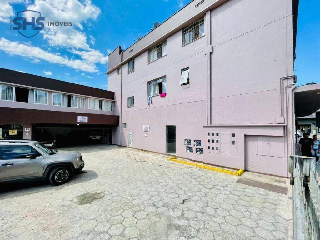 Prédio Comercial e Residencial a venda com altíssimo potencial de retorno financeiro no Bairro Garcia em Blumenau/SC.