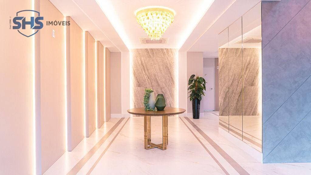 Apartamento com 3 dormitórios à venda, 140 m por R$ 2.200.000,00 - Centro - Navegantes/SC