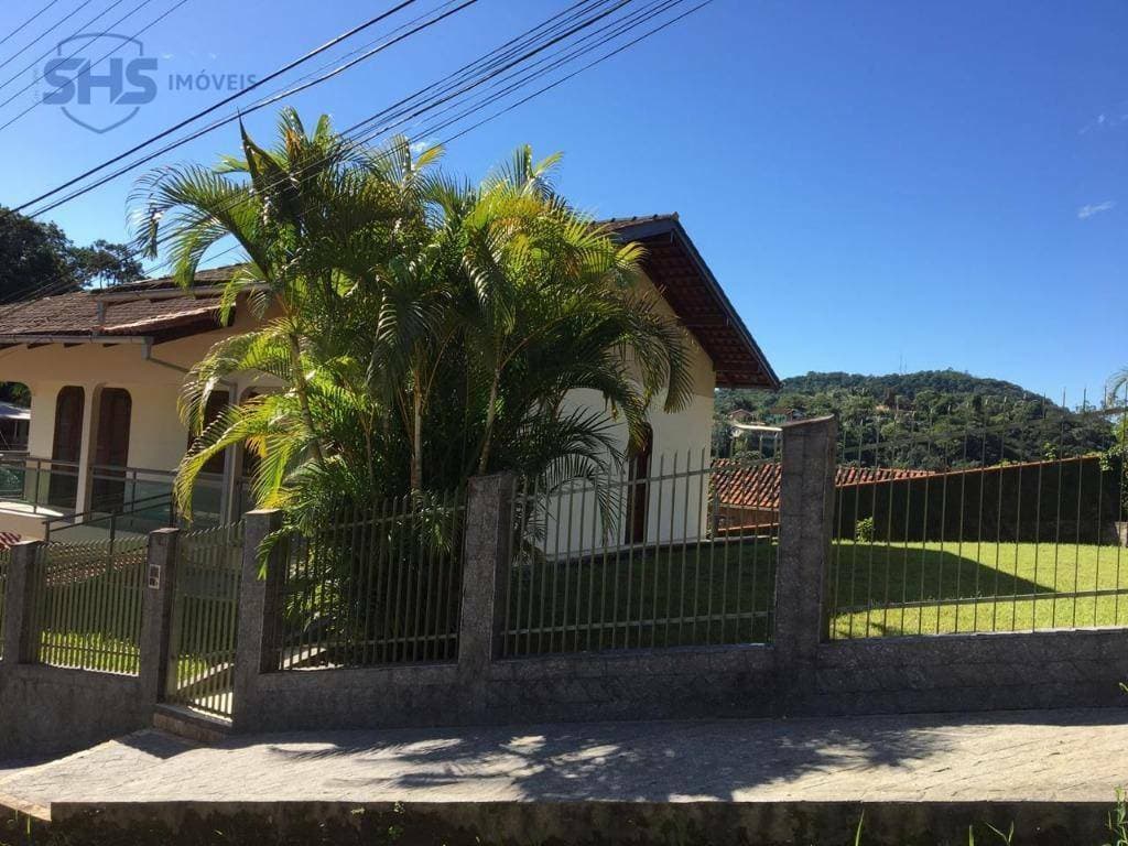 Casa com 3 dormitórios a venda, 140 m- Garcia - Blumenau/SC