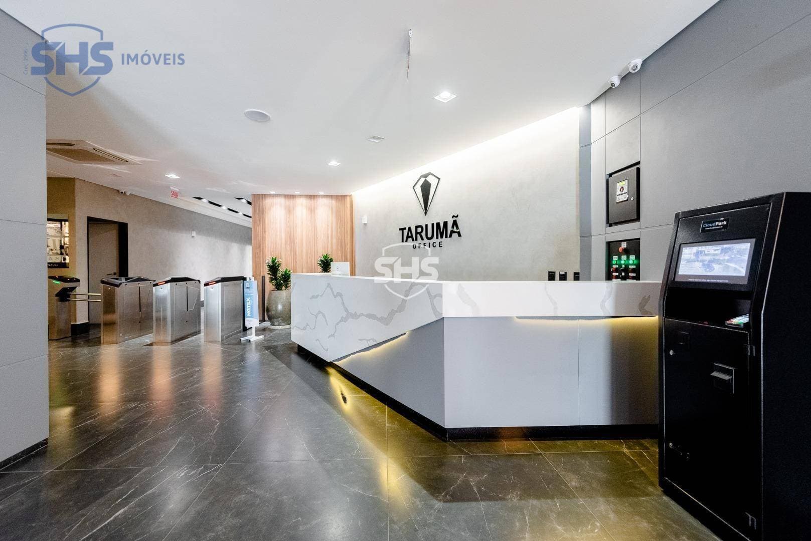 Sala para alugar com 323 m - Centro - Blumenau/SC