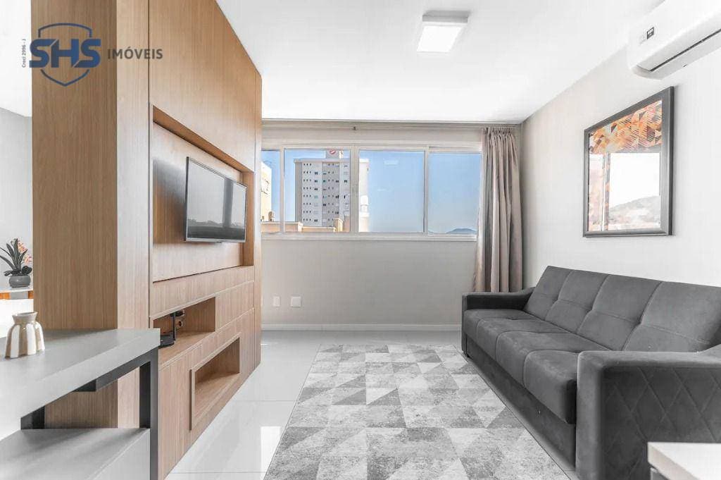 Apartamento com 1 dormitório para alugar, 47 m por R$ 3.152,11/mês - Velha - Blumenau/SC