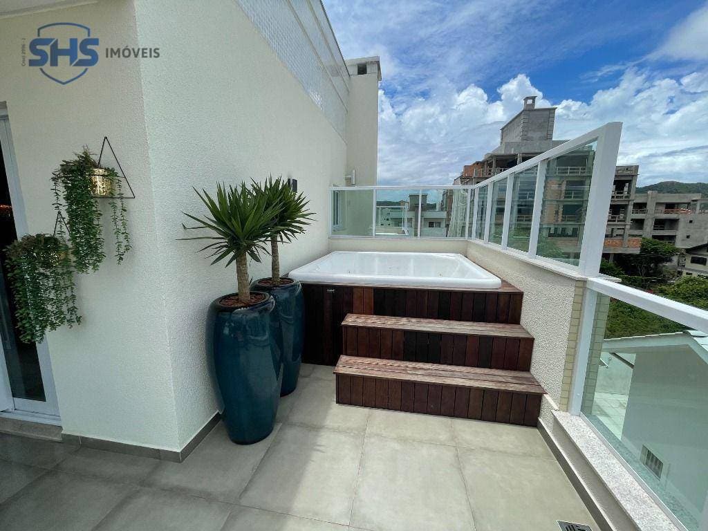 Apartamento com 3 dormitórios à venda, 140 m por R$ 2.150.000,00 - Canto Grande - Bombinhas/SC