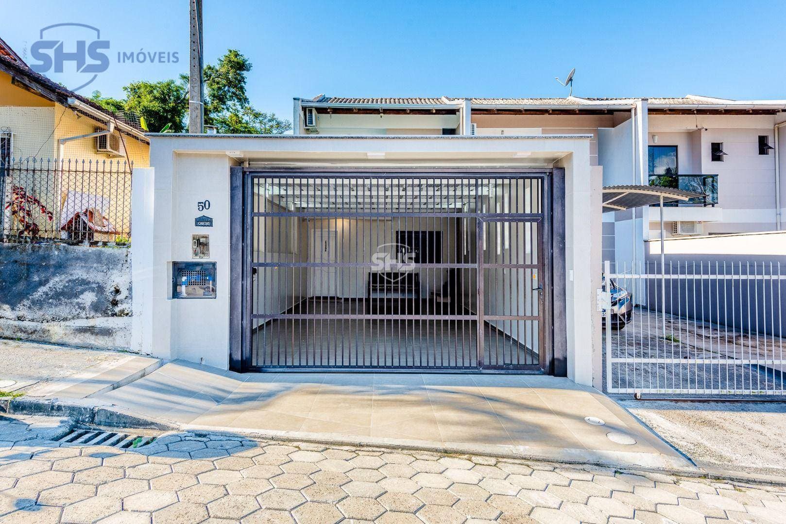 Casa à venda, 150 m por R$ 735.000,00 - Velha - Blumenau/SC
