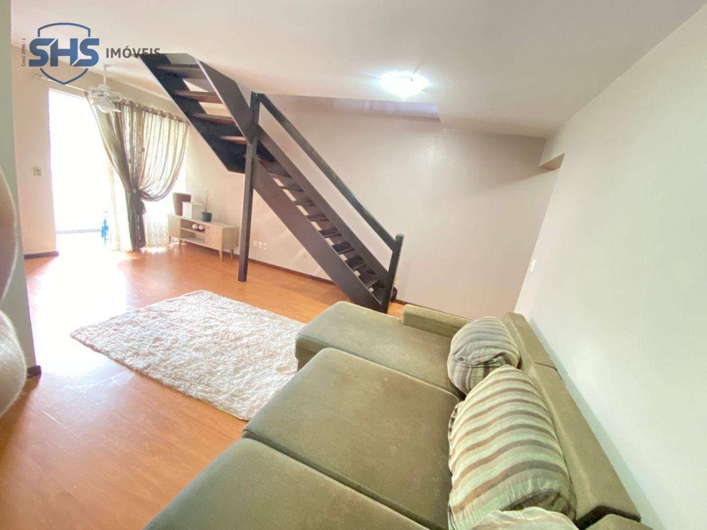 Cobertura com 4 dormitórios à venda, 209 m por R$ 1.050.000,00 - Garcia - Blumenau/SC