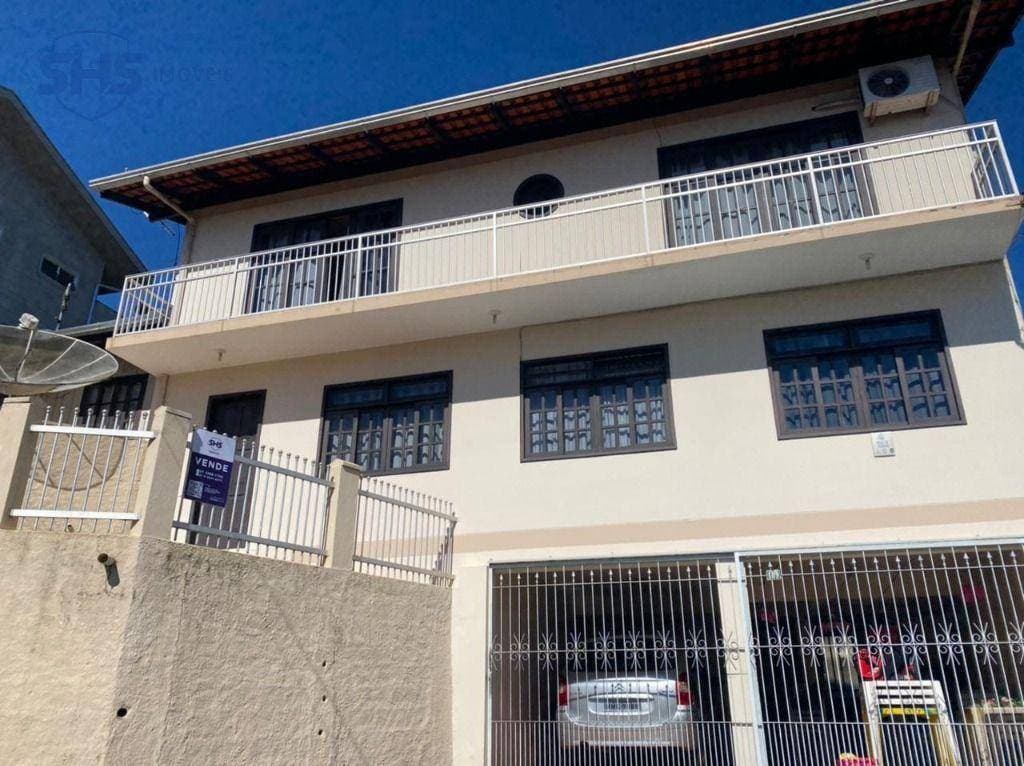 Casa com 4 dormitórios à venda, 250 m por R$ 990.000,00 - Tribess - Blumenau/SC