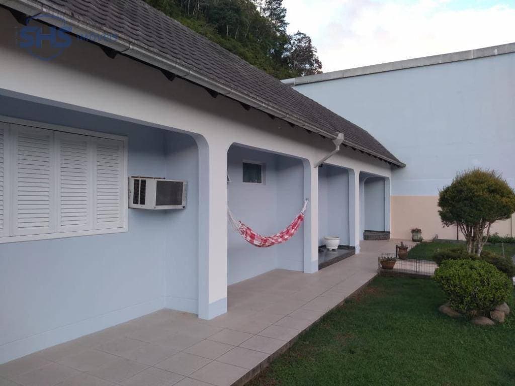Casa com 3 dormitórios à venda, 435 m por R$ 1.500.000,00 - Centro (Blumenau) - Blumenau/SC - foto 1