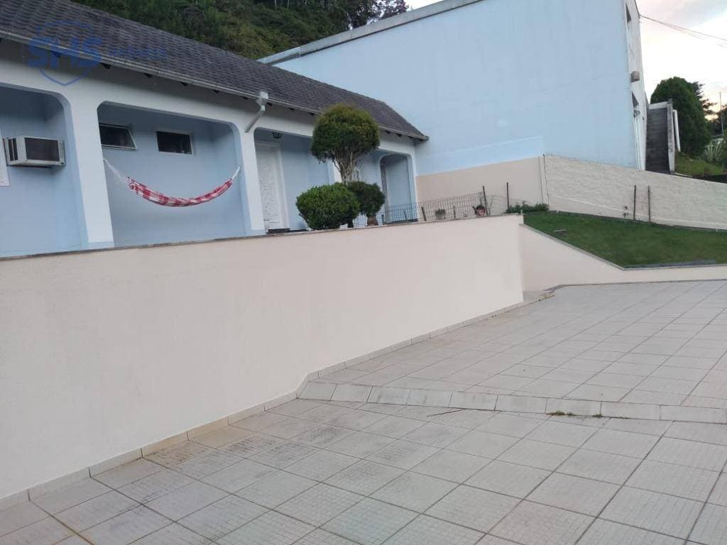 Casa com 3 dormitórios à venda, 435 m por R$ 1.500.000,00 - Centro (Blumenau) - Blumenau/SC