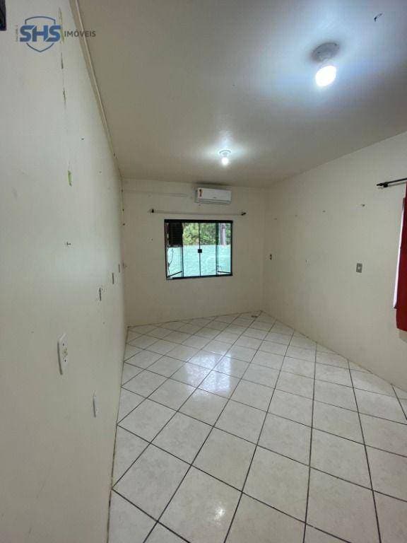 Casa com 4 dormitórios à venda, 237 m por R$ 689.000,00 - Coloninha - Gaspar/SC